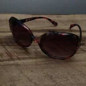 Floral Sunglasses! 🌺☀️🕶